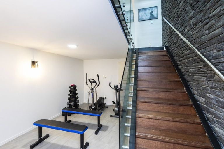 Photo of property in 20 Queens Avenue, Merivale, Christchurch, 8014