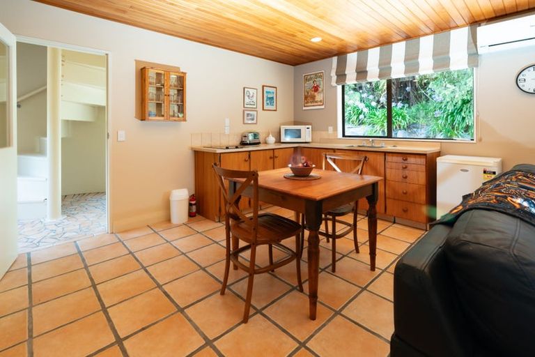 Photo of property in 245 Ngatiawa Road, Reikorangi, Waikanae, 5391