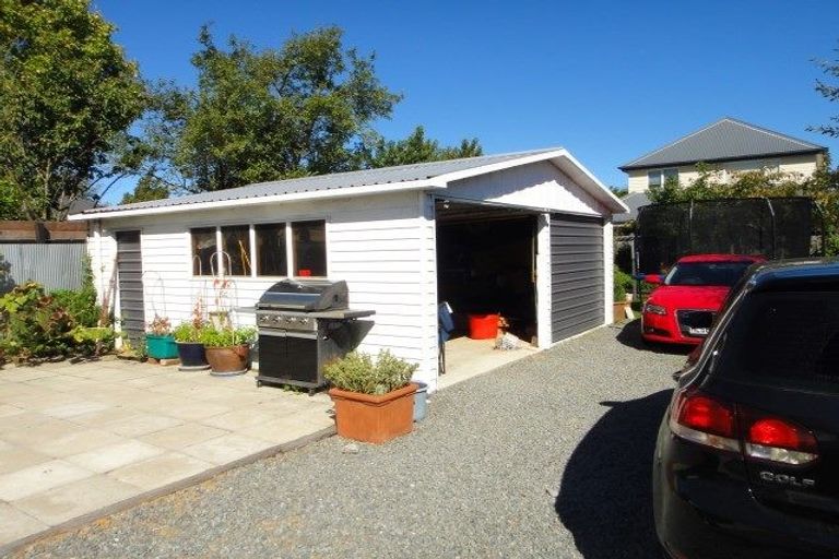 Photo of property in 74 Cornwall Street, St Albans, Christchurch, 8014