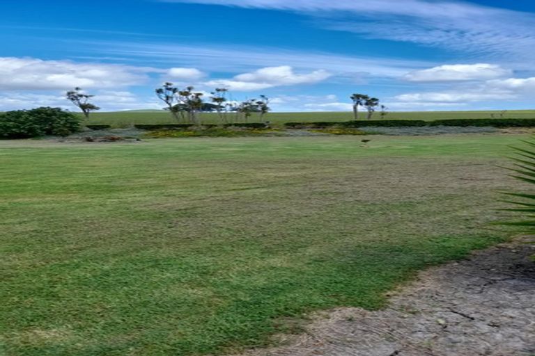 Photo of property in 341 Gallie Road, Matakohe, 0594