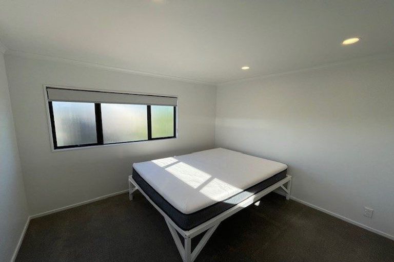 Photo of property in 13 Frieston Road, Milford, Auckland, 0620