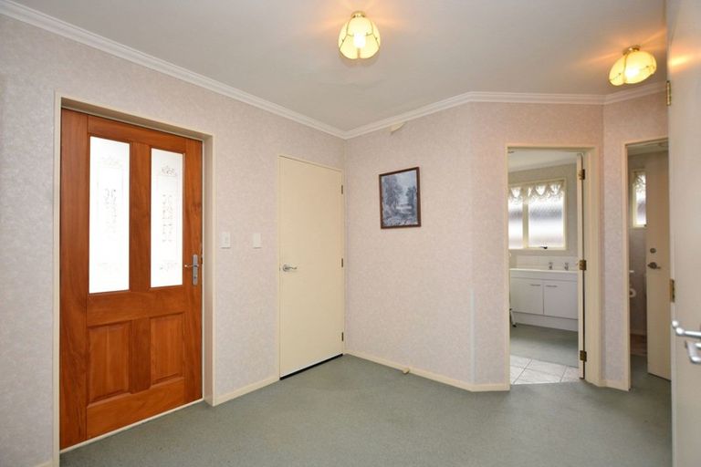 Photo of property in 120 Newcastle Street, Windsor, Invercargill, 9810