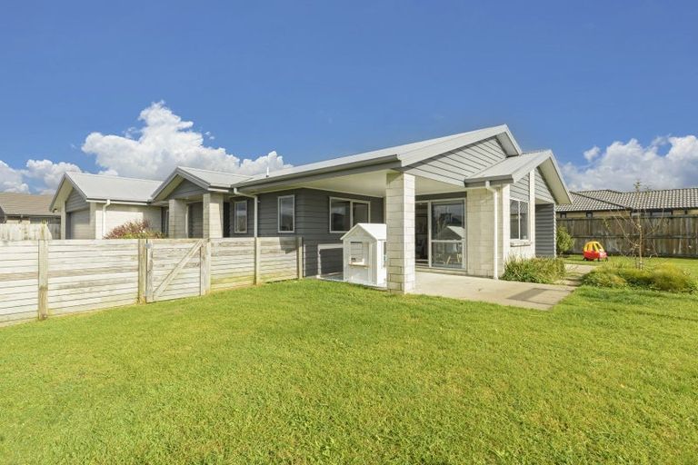 Photo of property in 50 Penetaka Heights, Pyes Pa, Tauranga, 3112