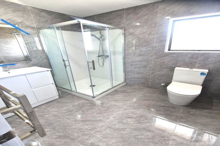 Photo of property in 1/24 Templeton Place, Clendon Park, Auckland, 2103