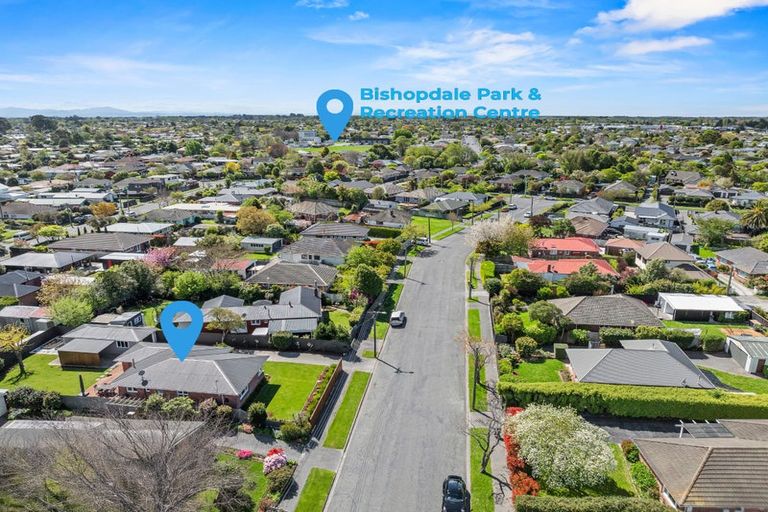 Photo of property in 31 Flower Street, Bryndwr, Christchurch, 8053