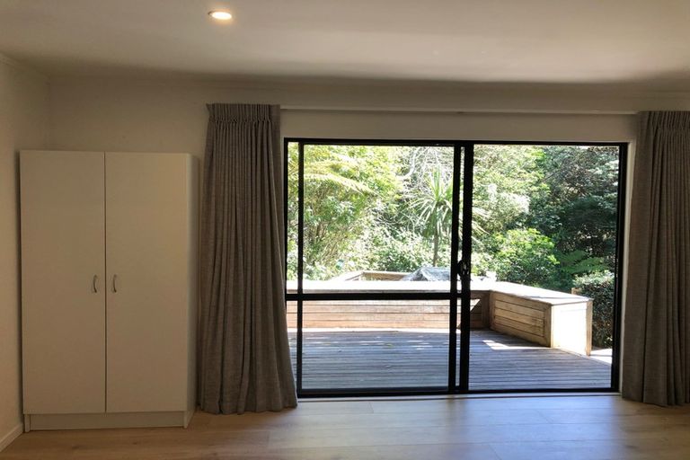 Photo of property in 33 Park Hill Road, Birkenhead, Auckland, 0626