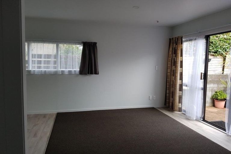 Photo of property in 20 Waterlea Avenue, Mangere Bridge, Auckland, 2022