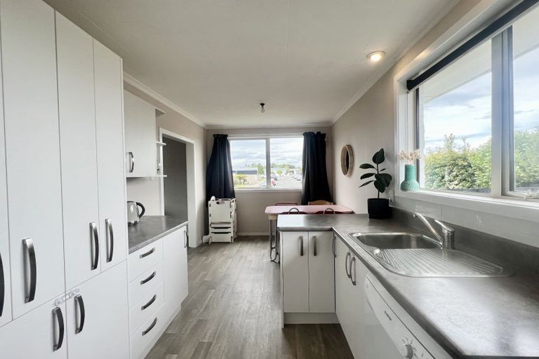 Photo of property in 74 O'byrne Street, Waikiwi, Invercargill, 9810