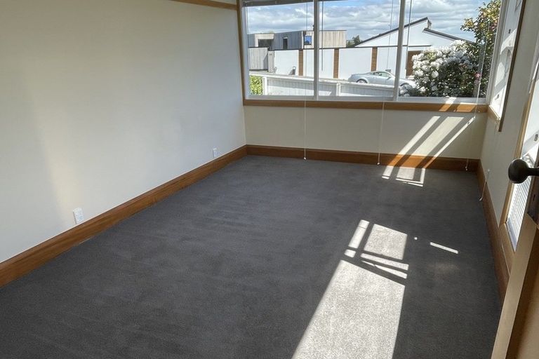 Photo of property in 27 Hackthorne Road, Cashmere, Christchurch, 8022