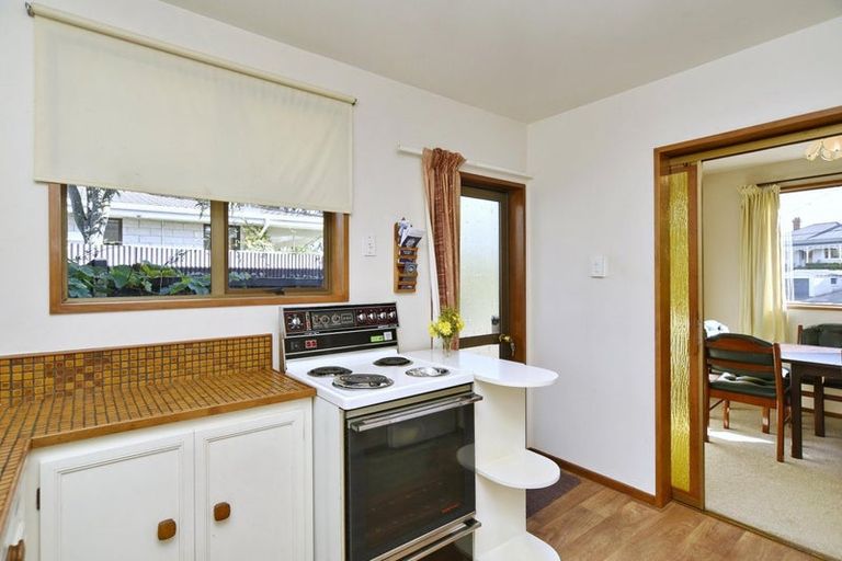 Photo of property in 40 Riverlaw Terrace, Saint Martins, Christchurch, 8022