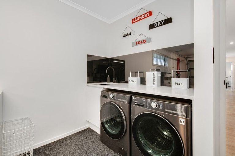 Photo of property in 23 Urumaraki Avenue, Helensville, 0800