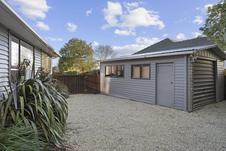 Photo of property in 12 Briggs Road, Mairehau, Christchurch, 8052