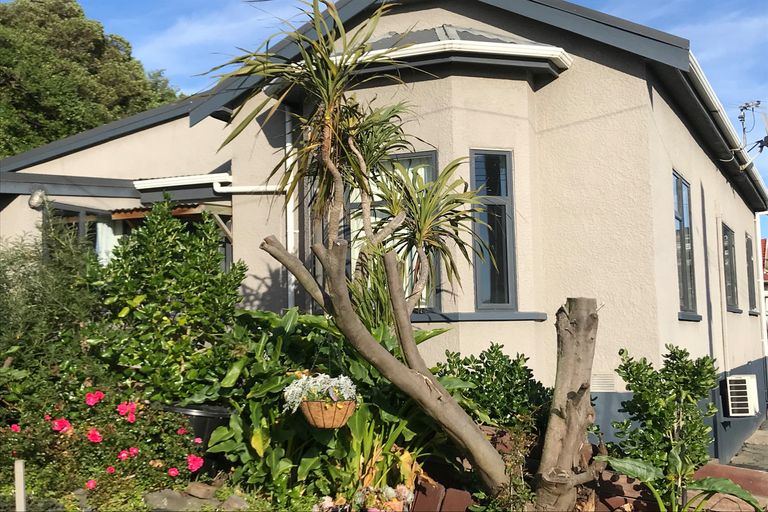 Photo of property in 143 Victoria Road, Saint Kilda, Dunedin, 9012