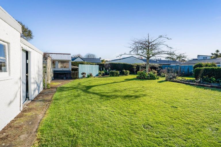 Photo of property in 11 Miranda Street, Stratford, 4332