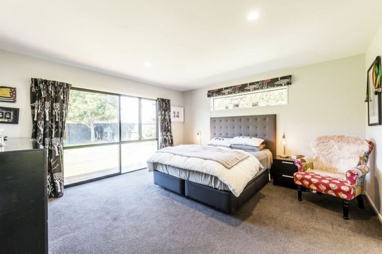 Photo of property in 6 Wiltshire Mews, Avonhead, Christchurch, 8042