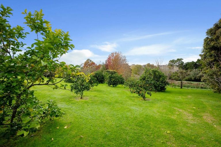 Photo of property in 19 Valley Road, Waitoki, Kaukapakapa, 0871