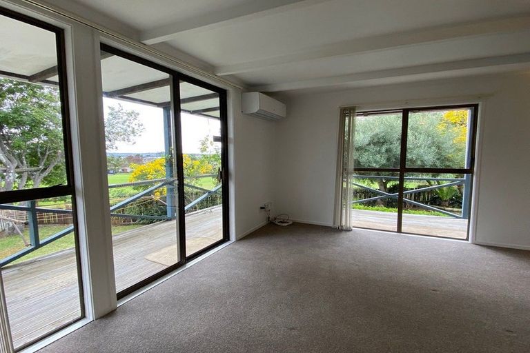 Photo of property in 14 Janome Place, Bucklands Beach, Auckland, 2014