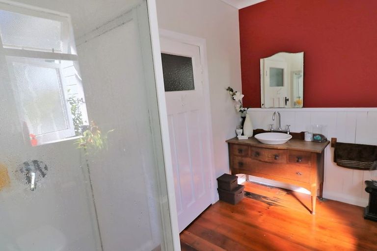 Photo of property in 2a Hartley Avenue, Carterton, 5713