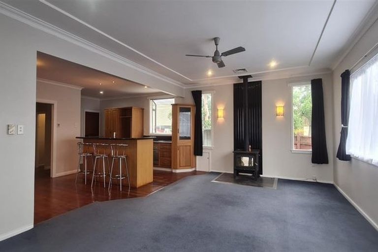 Photo of property in 81 Meeanee Road, Taradale, Napier, 4112