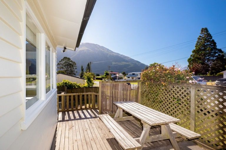 Photo of property in 4 Kent Street, Kingston, Athol, 9793