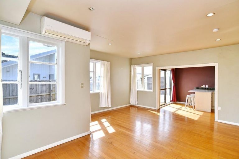 Photo of property in 2 Davis Place, Woolston, Christchurch, 8023