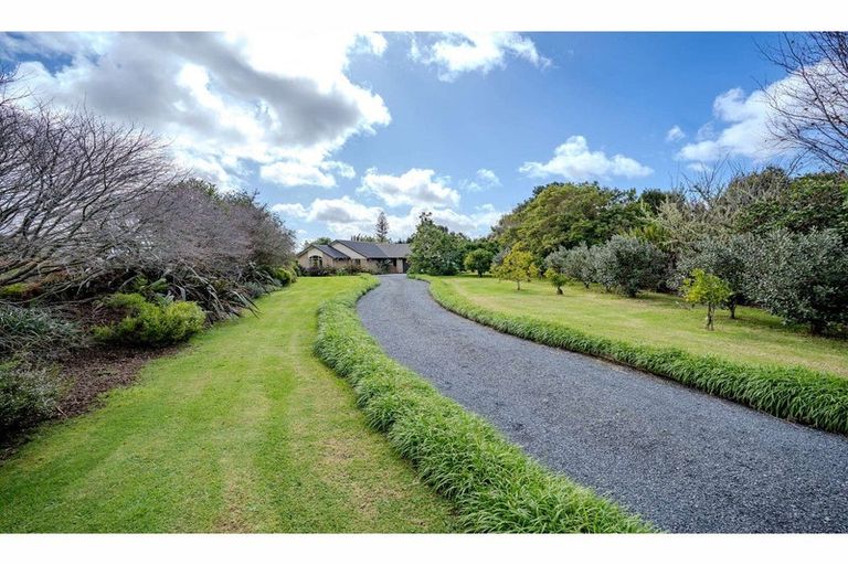 Photo of property in 10 Pickmere Lane, Kerikeri, 0230