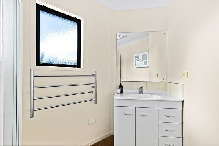 Photo of property in 1098 Woodcocks Road, Kaipara Flats, Warkworth, 0981