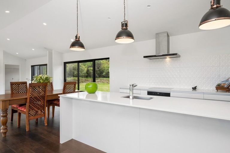 Photo of property in 42 Lacebark Drive, Kinloch, Taupo, 3377