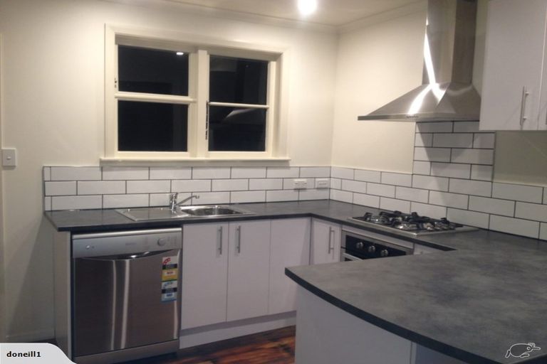 Photo of property in 3/4 Bracken Street, Wallaceville, Upper Hutt, 5018