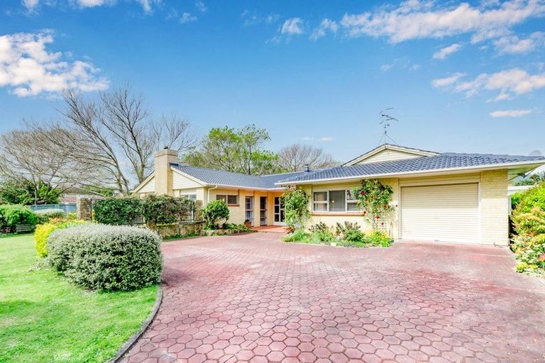 Photo of property in 38 Alexander Road, Raumati Beach, Paraparaumu, 5032