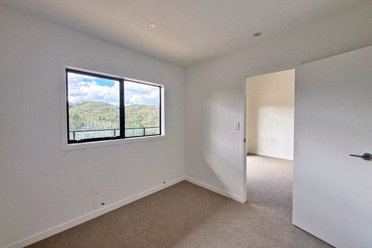 Photo of property in 5/3 Kawau Close, Orewa, 0931