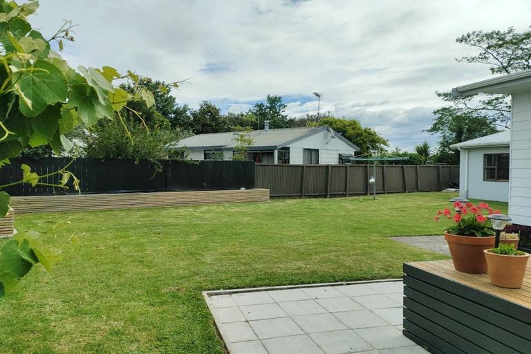 Photo of property in 5 Sequoia Place, Pukete, Hamilton, 3200