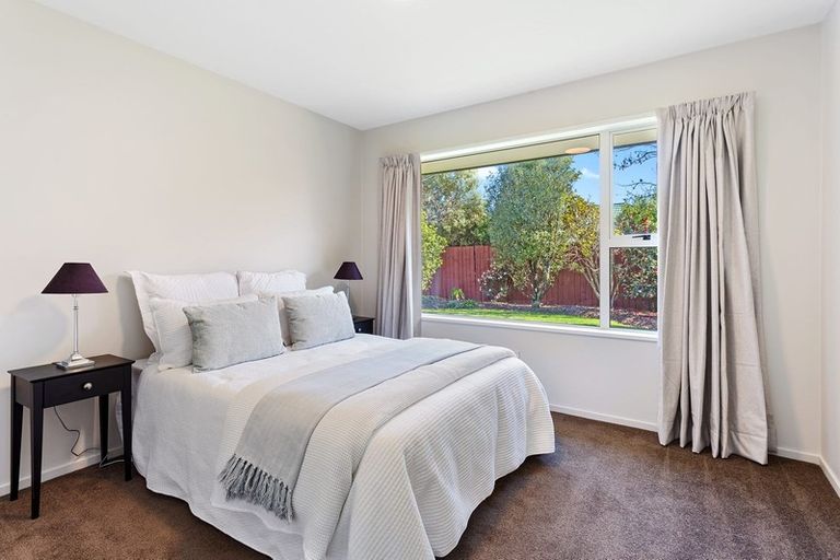 Photo of property in 21 Rempstone Drive, Halswell, Christchurch, 8025