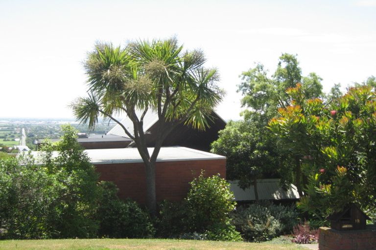 Photo of property in 12 Petworth Place, Westmorland, Christchurch, 8025