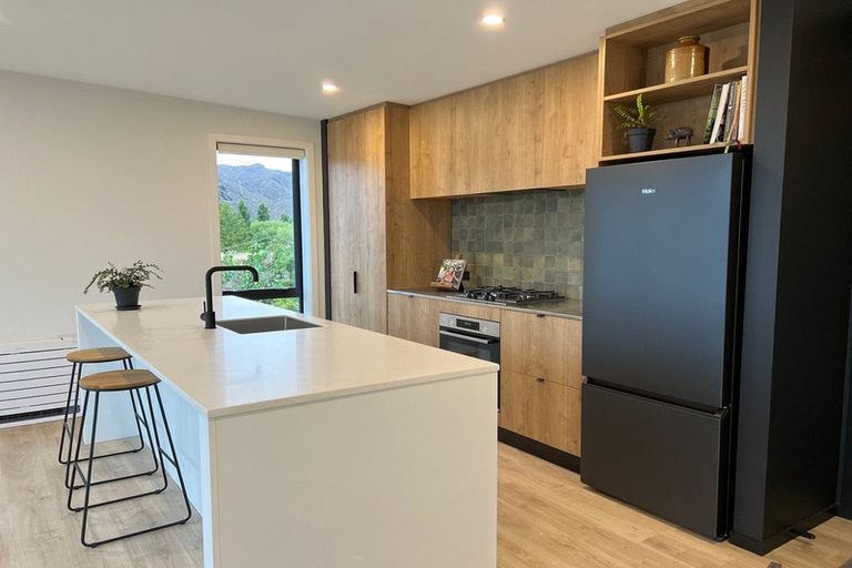 Photo of property in 13e Hart Place, Bridge Hill, Alexandra, 9320