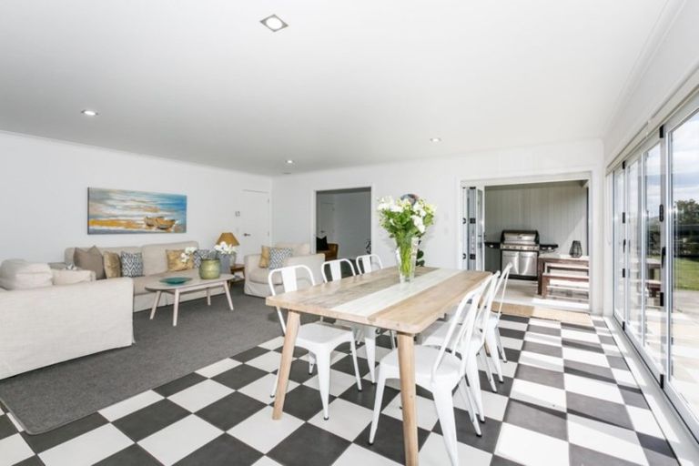 Photo of property in 113 Arataki Road, Havelock North, 4130