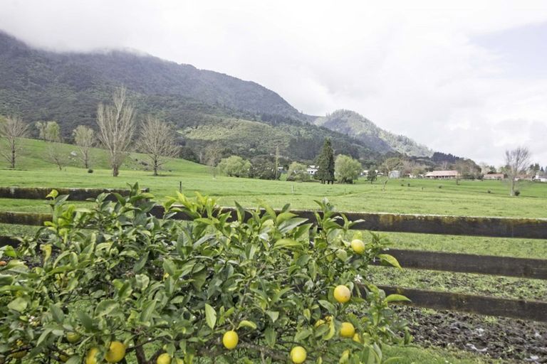 Photo of property in 27 Tui Road, Te Aroha, 3320