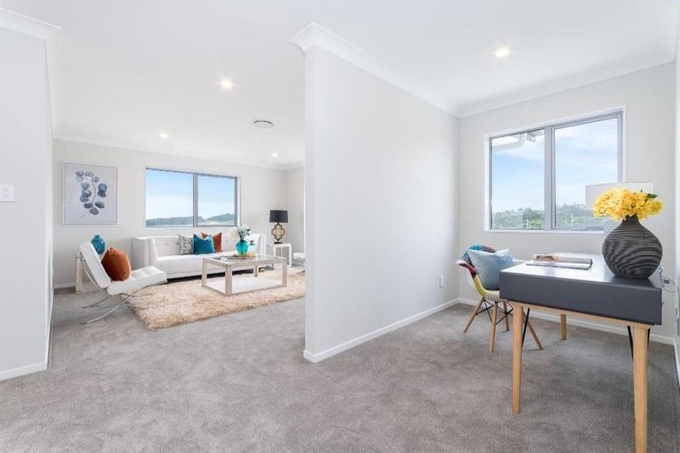 Photo of property in 9 Takurua Terrace, Orewa, 0931