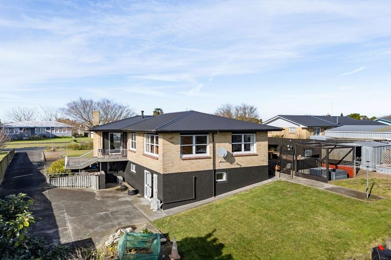 Photo of property in 203 Warburton Crescent, Te Awamutu, 3800