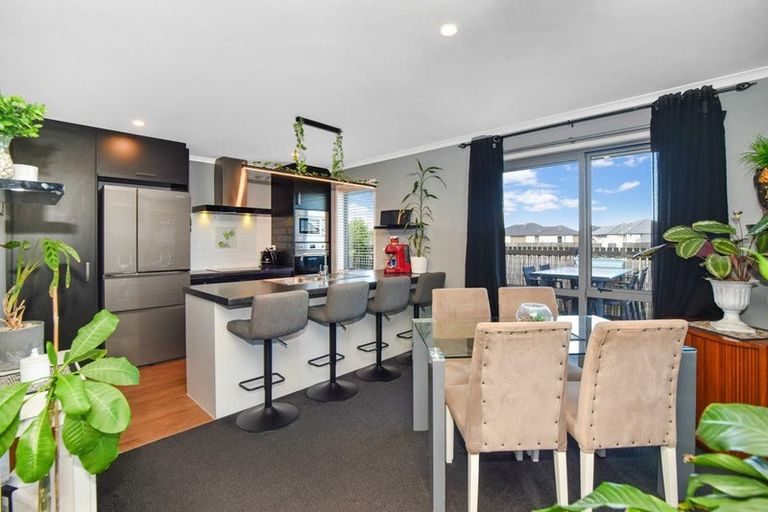 Photo of property in 23 Royal Crescent, Papamoa, 3118