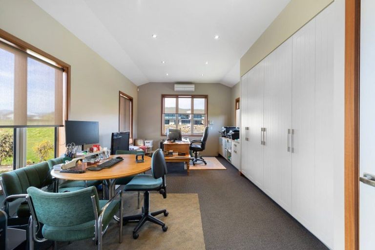 Photo of property in 19 Ridgecrest, Wanaka, 9305