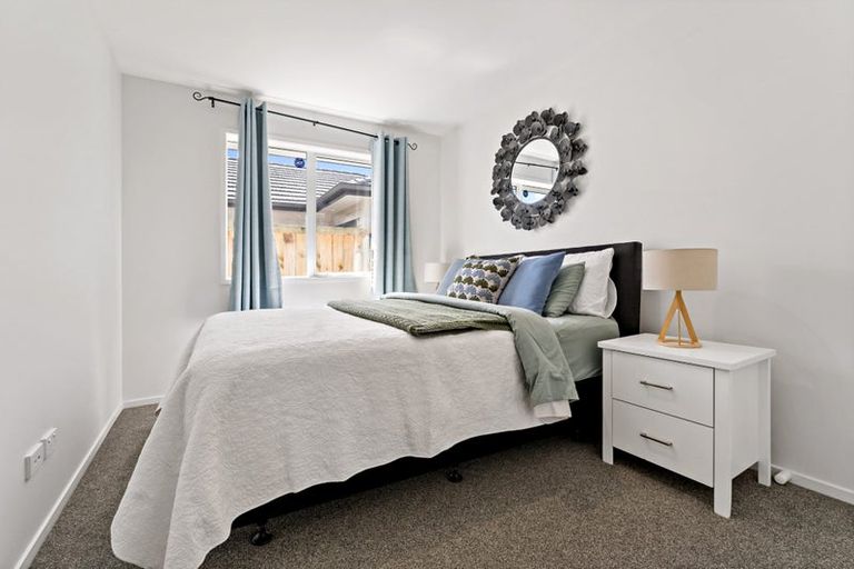 Photo of property in 16 Perla Road, Pukekohe, 2120