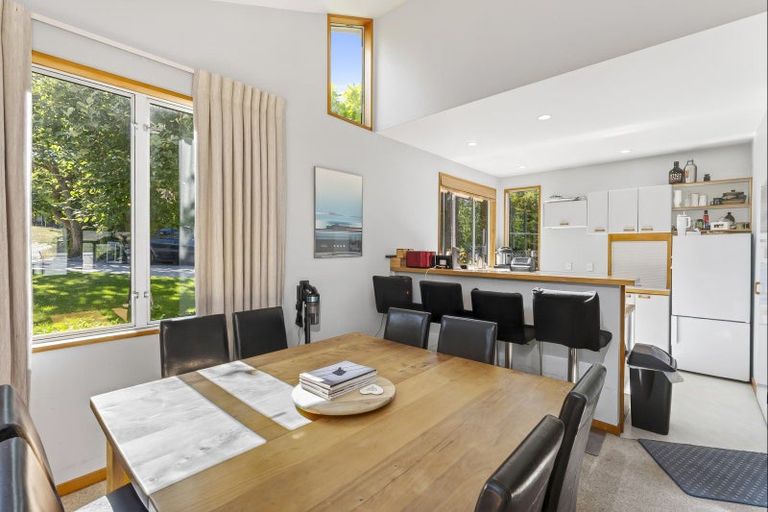 Photo of property in 9 Mulberry Lane, Wanaka, 9305