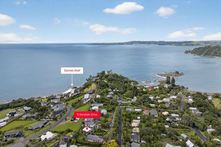 Photo of property in 11 Kendale Drive, Leigh, 0985