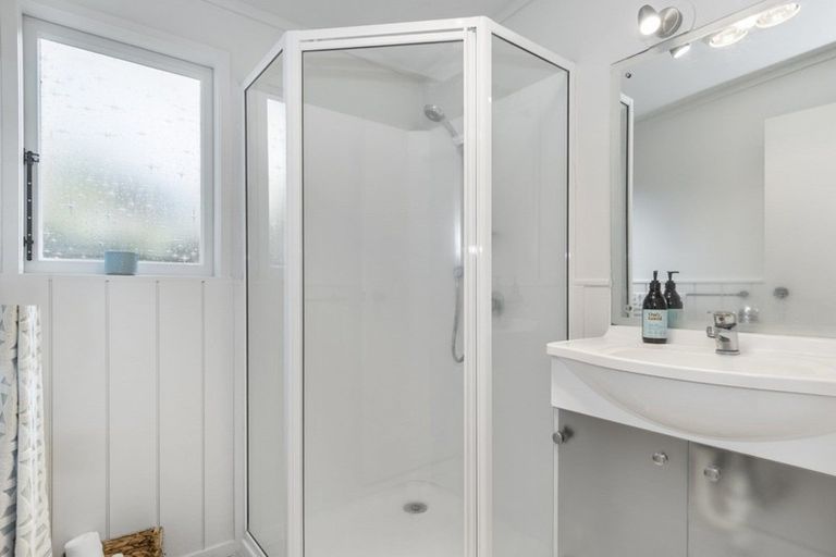 Photo of property in 16a Russell Place, Brookfield, Tauranga, 3110