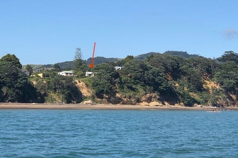 Photo of property in 65 Howard Road, Orere Point, Papakura, 2585