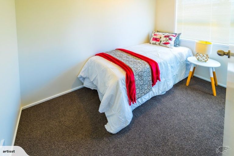 Photo of property in 2/65 Butterworth Drive, Glendene, Auckland, 0602