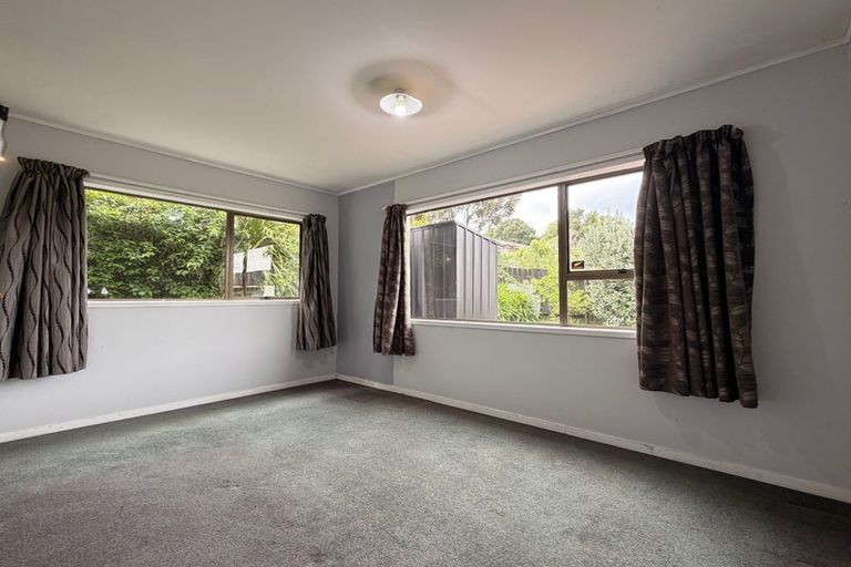 Photo of property in 2 Fallow Street, Browns Bay, Auckland, 0630