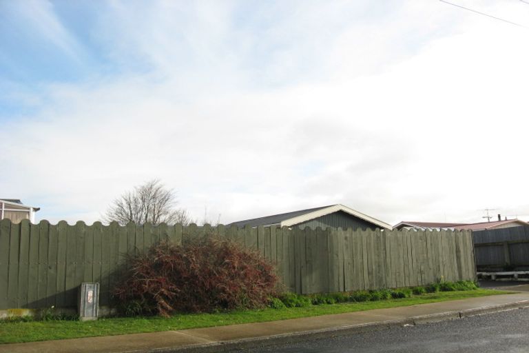 Photo of property in 92 O'byrne Street, Waikiwi, Invercargill, 9810