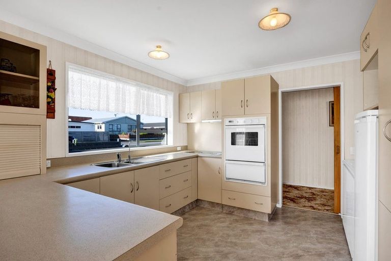 Photo of property in 51 Wilson Street, Hawera, 4610